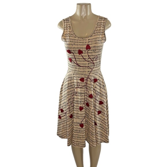 Effie’s Heart Symphony Dress Size S Music Notes Hearts Novelty Fit Flare Twee - Picture 2 of 10